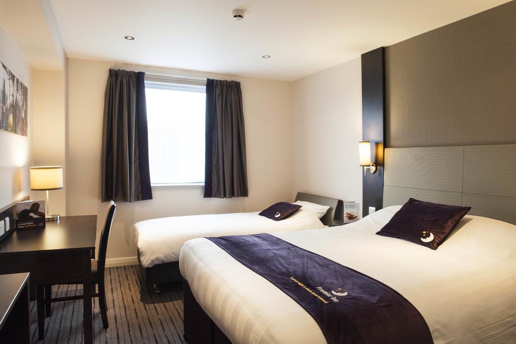 Premier Inn Aberdeen City Centre ห้อง รูปภาพ