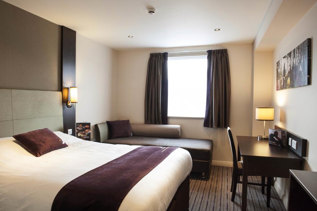 Premier Inn Aberdeen City Centre ห้อง รูปภาพ