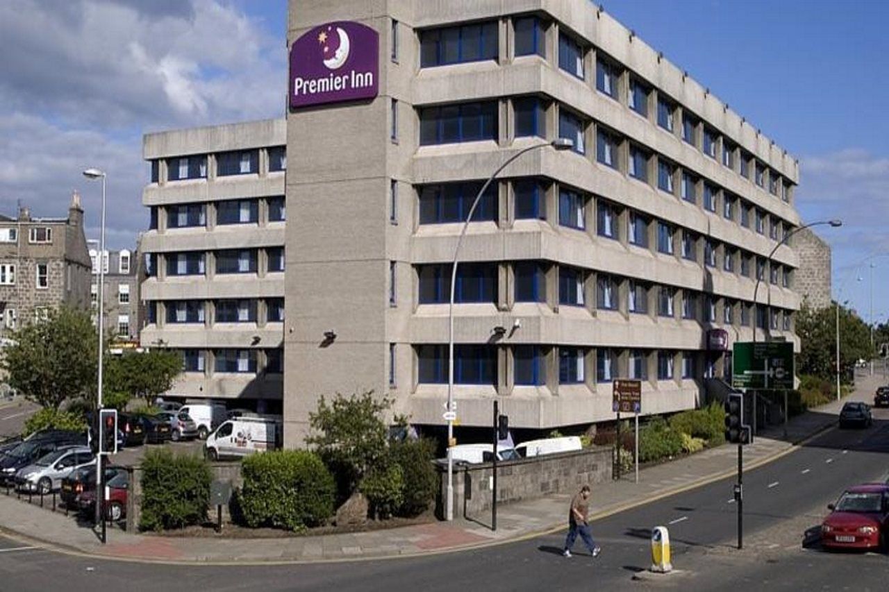 Premier Inn Aberdeen City Centre ภายนอก รูปภาพ