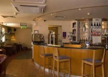 Premier Inn Aberdeen City Centre ภายนอก รูปภาพ